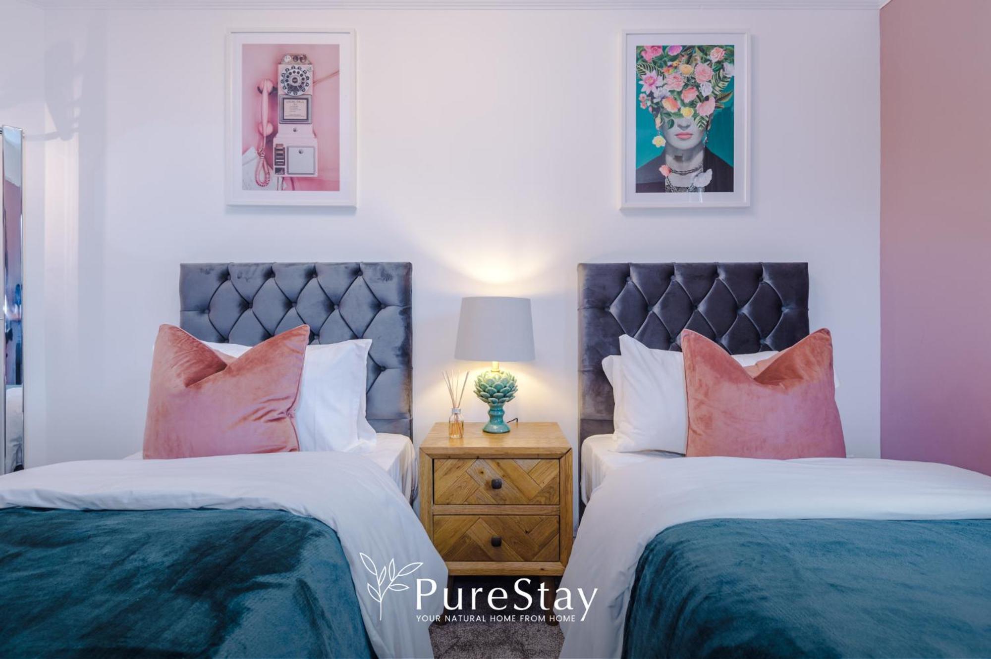 Incredible - Five Bedroom - 7 Actual Beds - 6 Bathroom House By Purestay - Central Bath With Parking מראה חיצוני תמונה