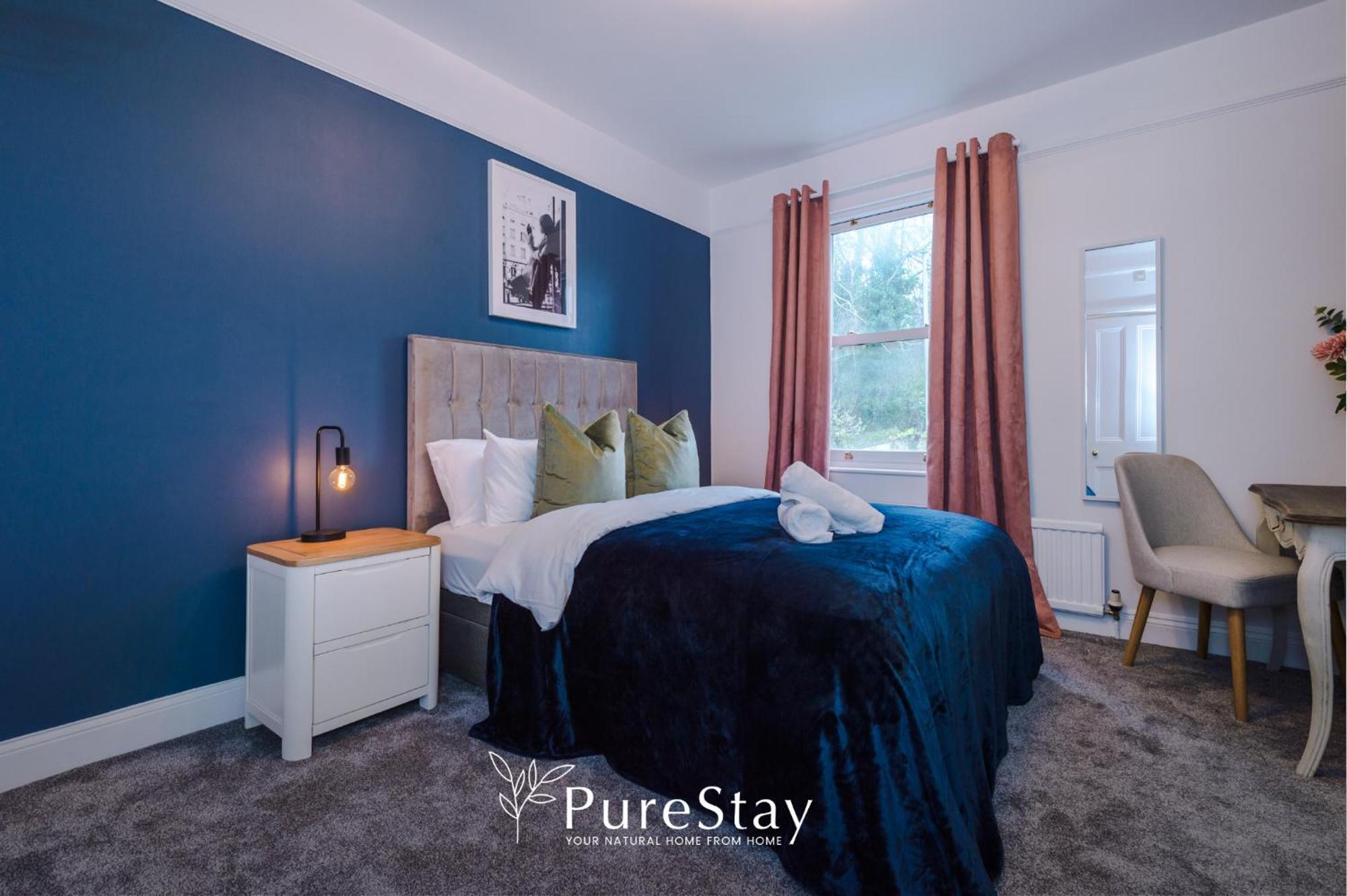Incredible - Five Bedroom - 7 Actual Beds - 6 Bathroom House By Purestay - Central Bath With Parking מראה חיצוני תמונה